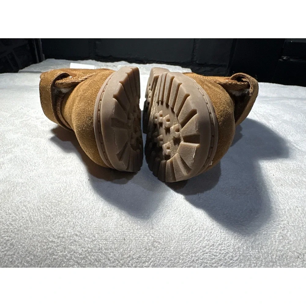Cat & Jack Toddler Tan Faux Suede Shearling Lined Boots Size 5 Hook Loop Closure